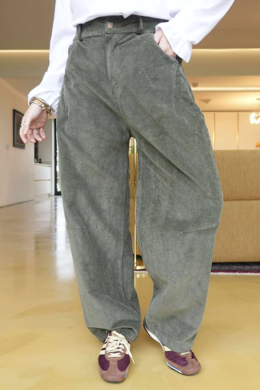 Gilbert Cord Barrel Pant Khaki